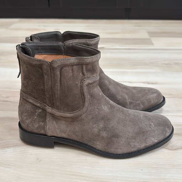 Johnston & Murphy Darby Back-Zip Bootie In Gray - Picture 1 of 9